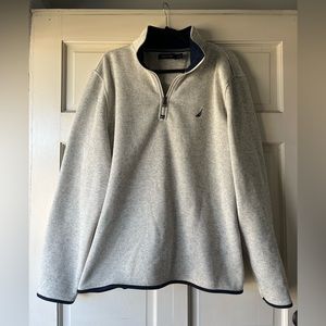 Men’s Nautica pullover
